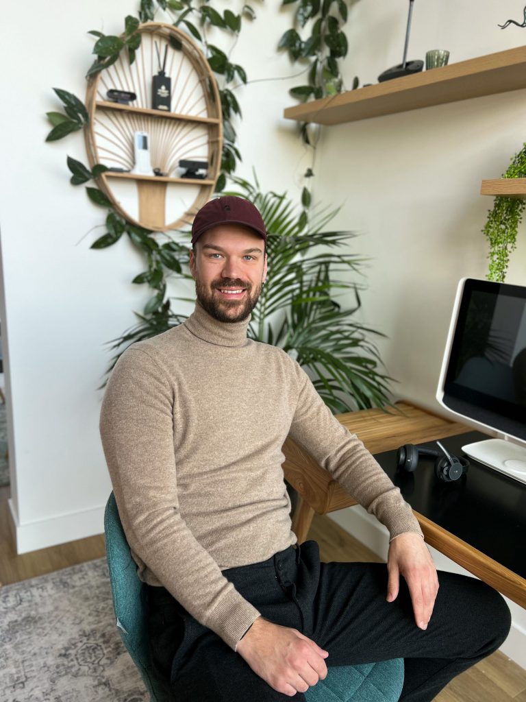 joey marketing communicatiemedewerker telecomhunter